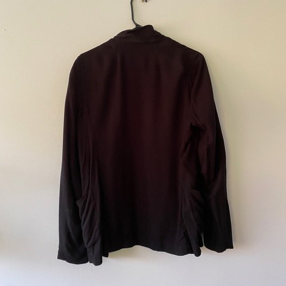 Aritzia | Talula relaxed blazer - Picture 2 of 3